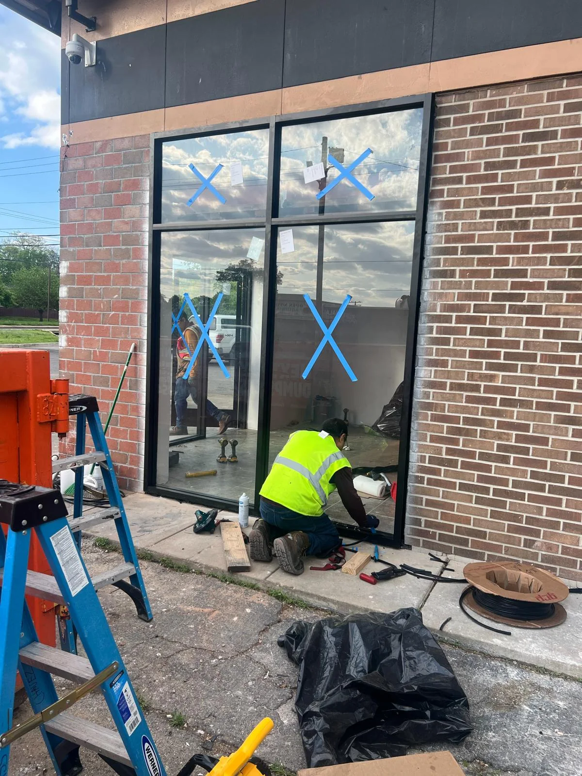 Beltway Safety Glass Repair - Aluminum storefront installation work